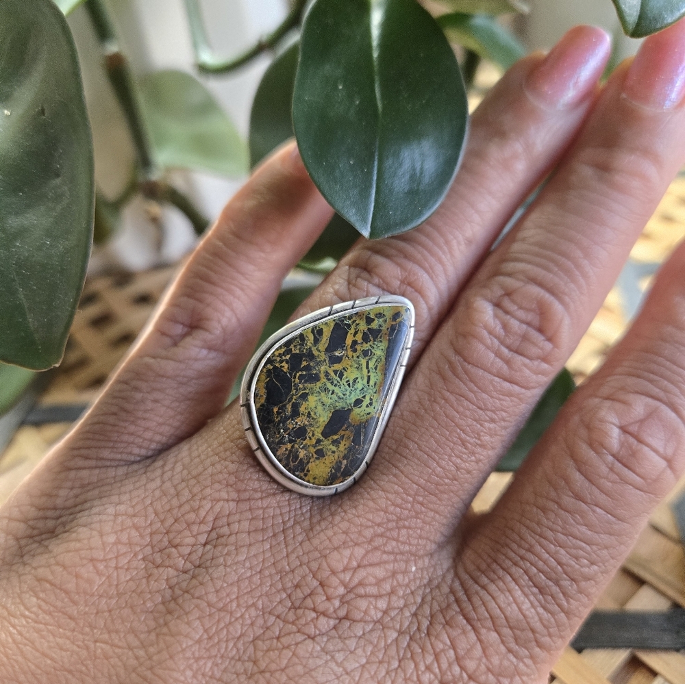 Southwestern Sterling Silver Blackjack Turquoise Ring